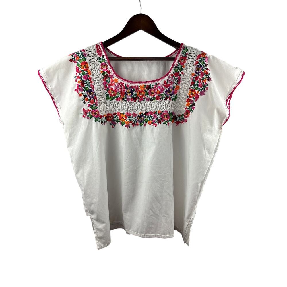 Women’s Handmade 2XL White Short Sleeve Blouse w/ Multicolored Floral Embroidery